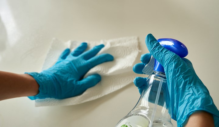 Goed schoonmaken om verspreiding te voorkomen